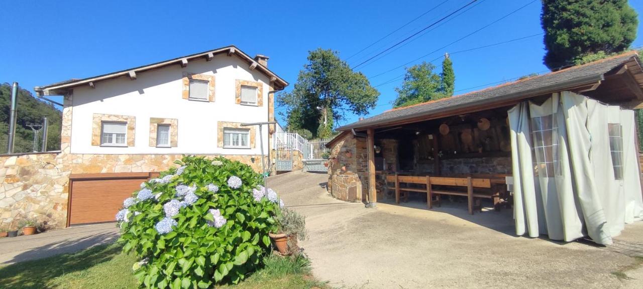 Apartamentos Casa Alvarina - Luarca Cortina エクステリア 写真