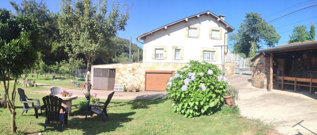 Apartamentos Casa Alvarina - Luarca Cortina エクステリア 写真